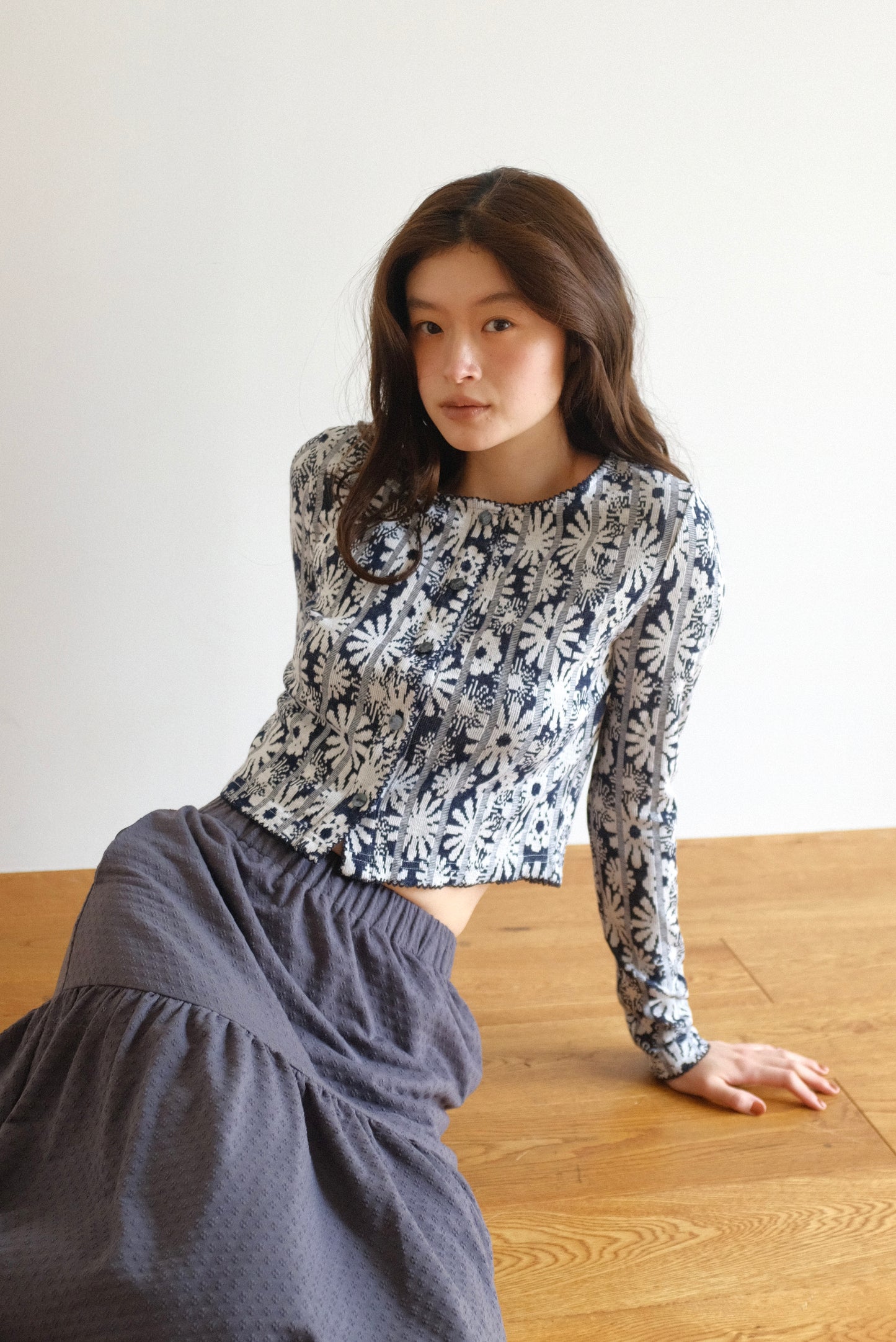 DEERTRIP | Daisy Bloom | Cropped Knit Top