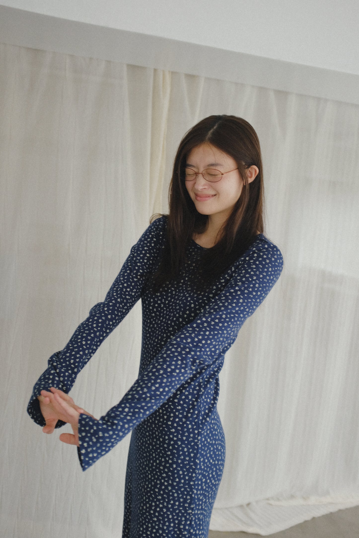 DEERTRIP | midsummer’s dream | navy dress