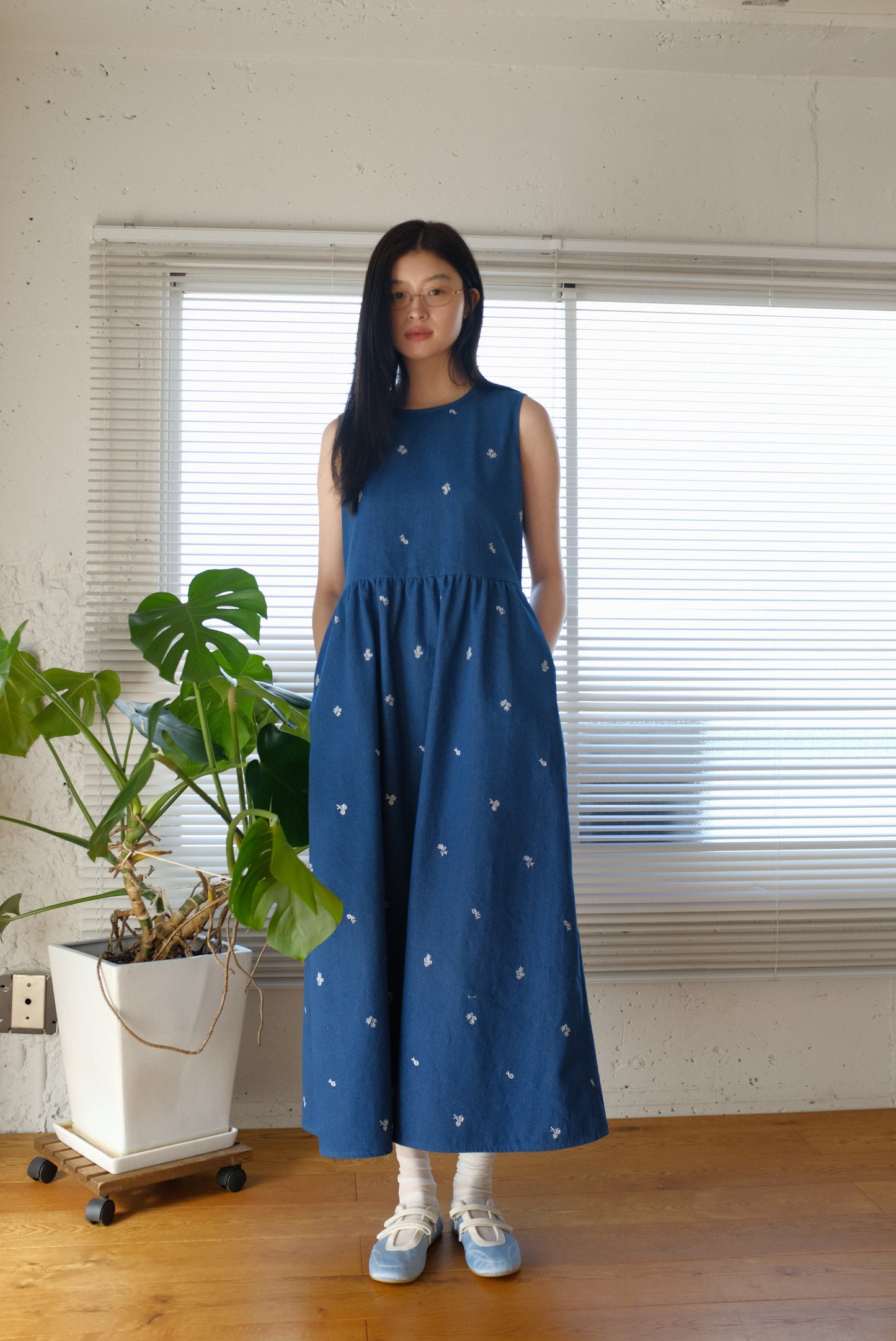 DEERTRIP | Tokyo Vintage | Sleeveless Denim Shift Dress