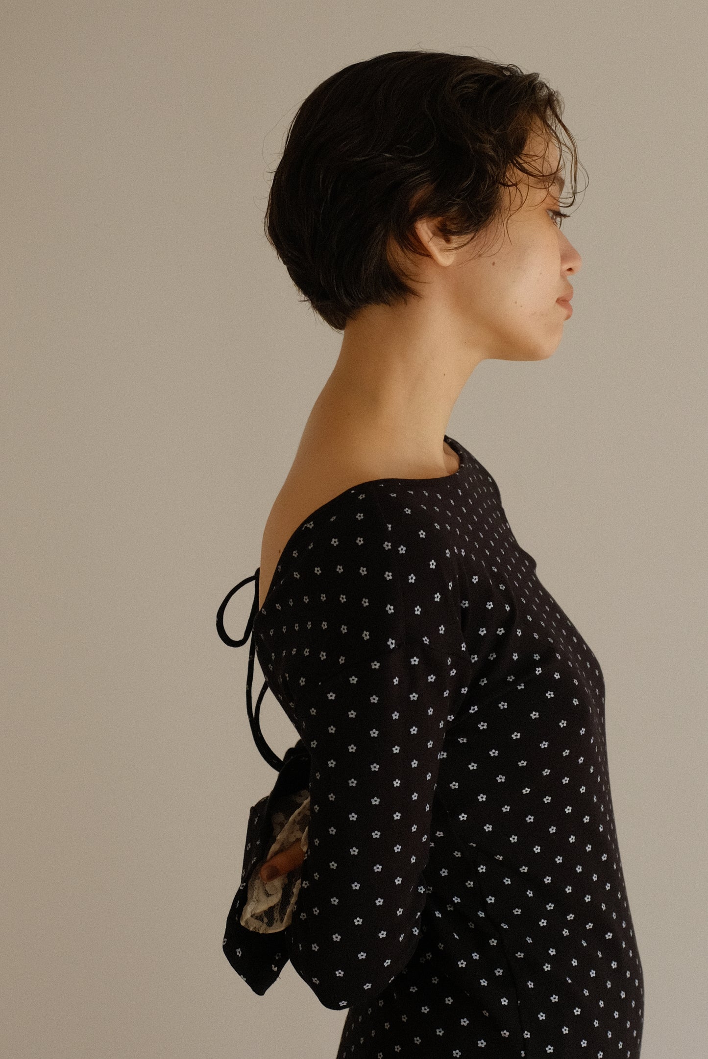 DEERTRIP | Reversible Dot | Lace Sleeve Top